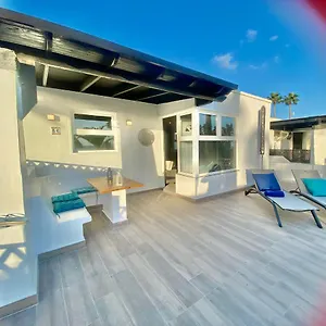Marinos 36 Apartment